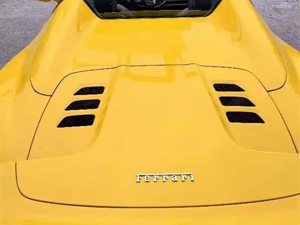 Ferrari 458 4.5 L Spider