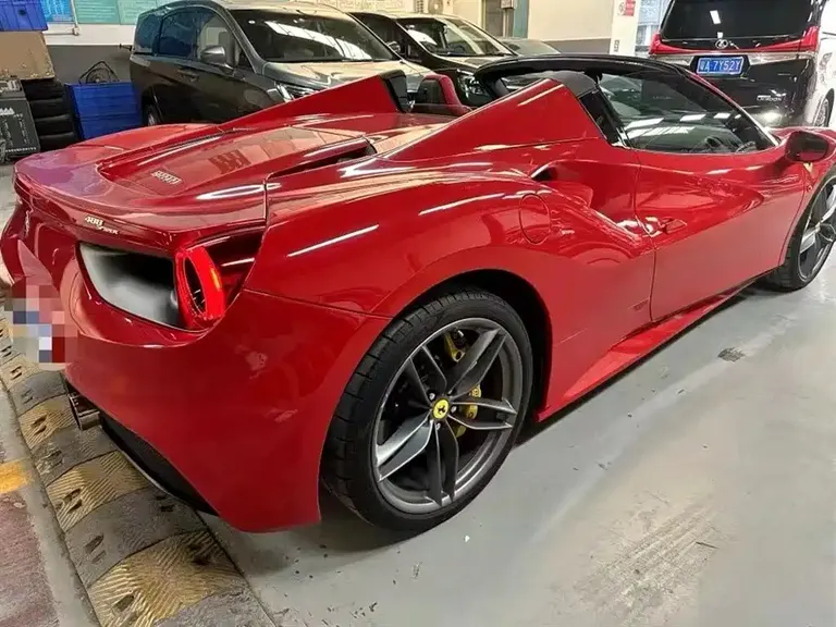 Ferrari 488 488 Spider