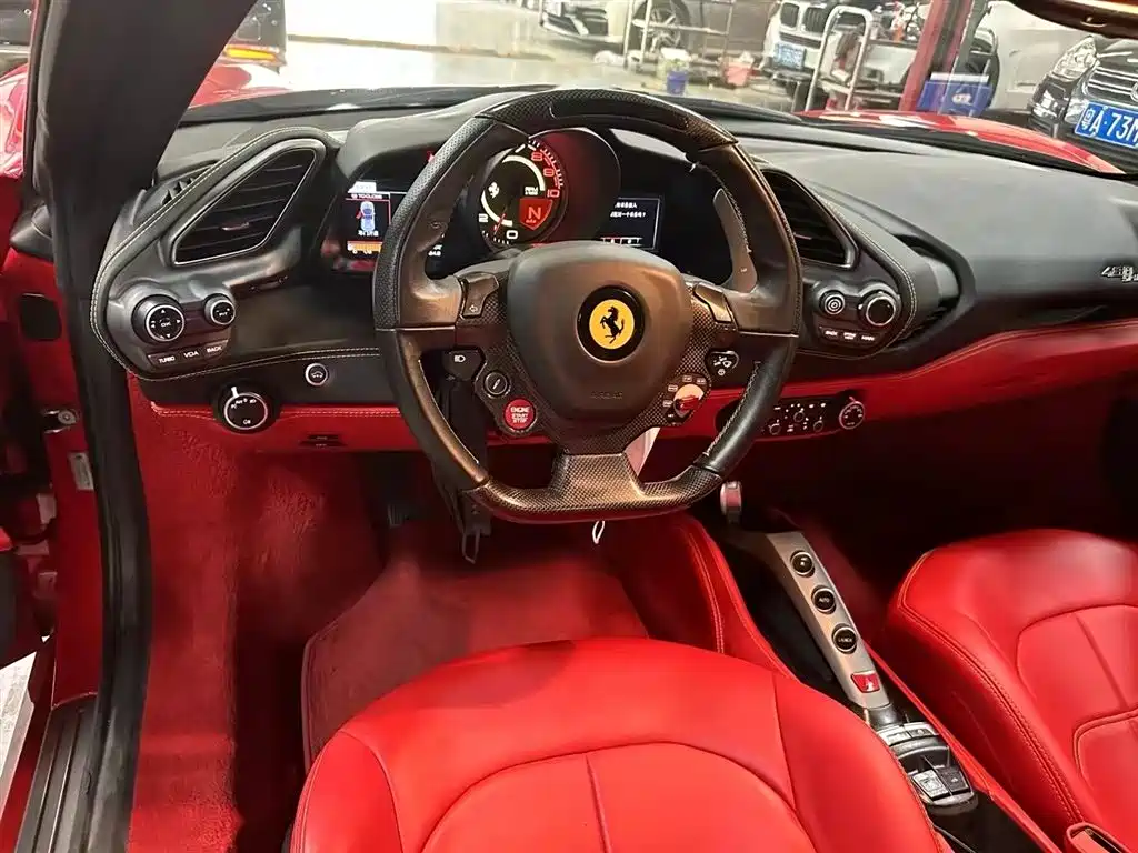 Ferrari 488 488 Spider