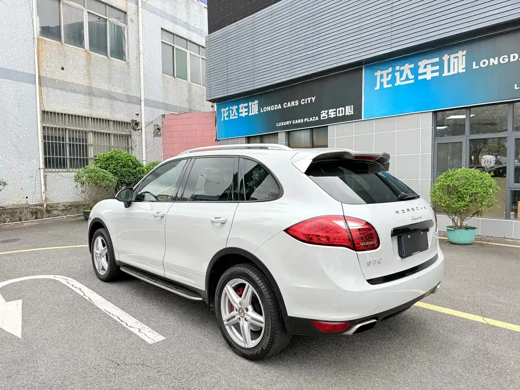 Cayenne Cayenne Platinum Edition 3.0 T