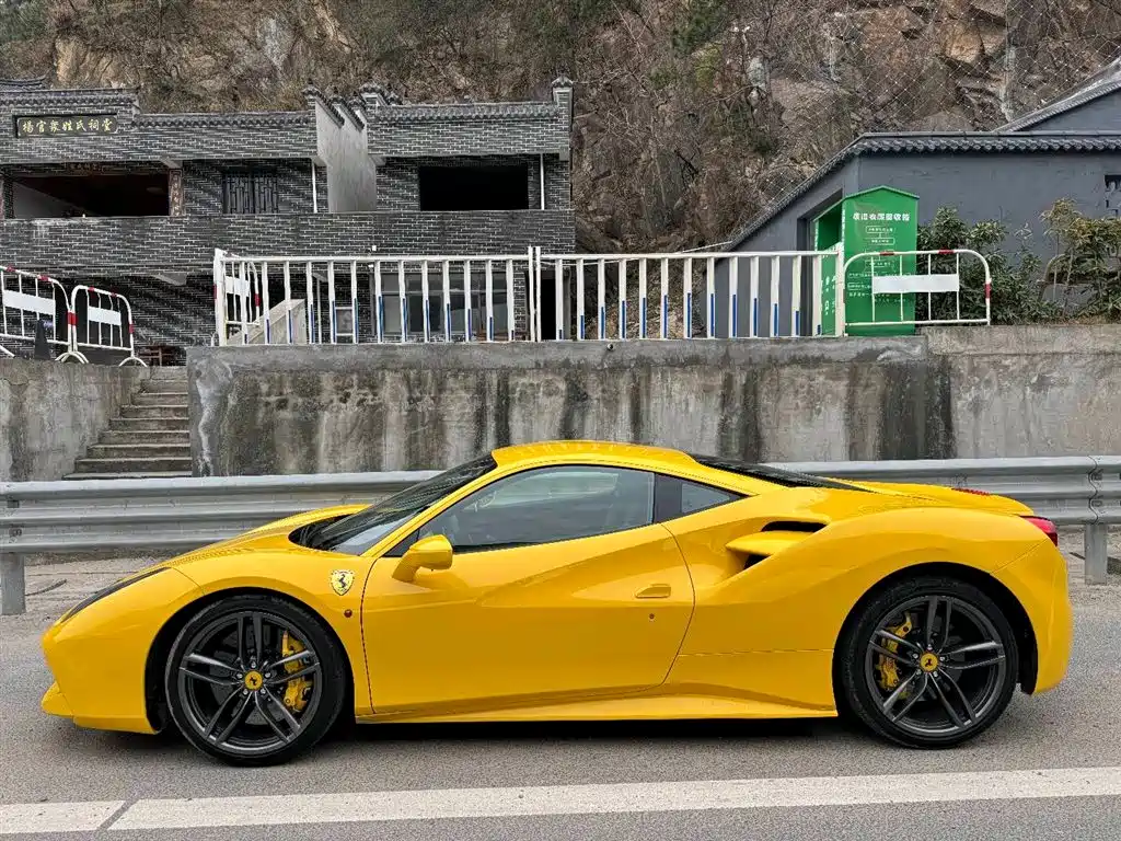 Ferrari 488 488 GTB