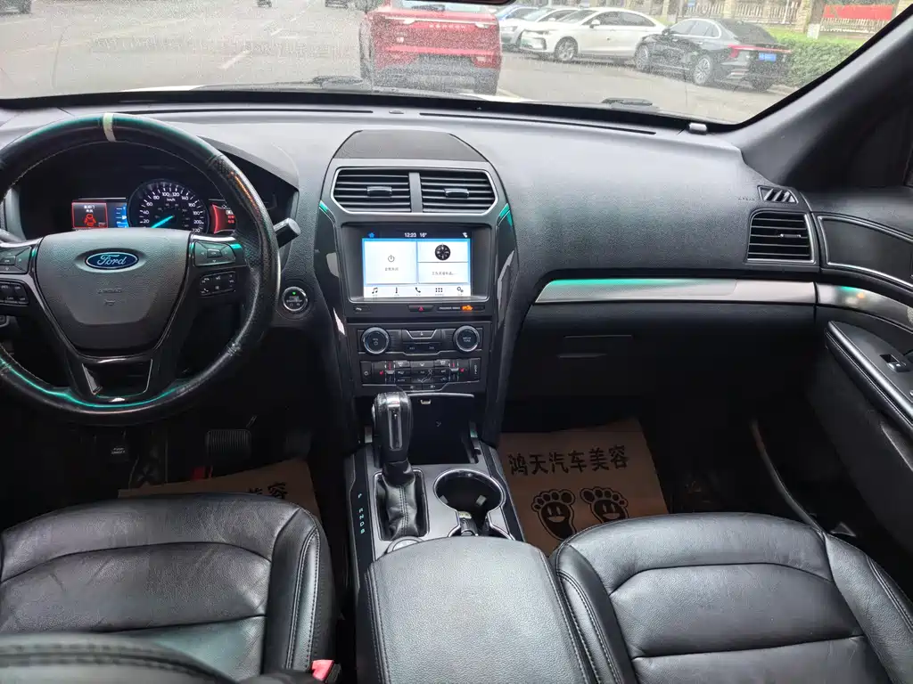 Explorer (Import) 2.3 T Style