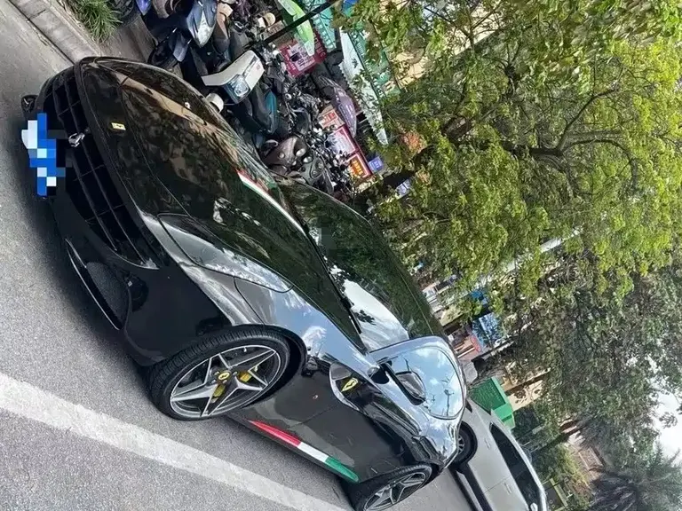 Ferrari FF 6.3 L V12