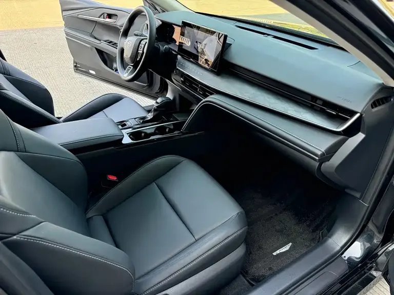 Toyota Camry Dual Engine 2.0 HE Elite