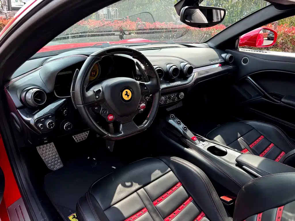 F12 berlinetta 6.3 L Standard