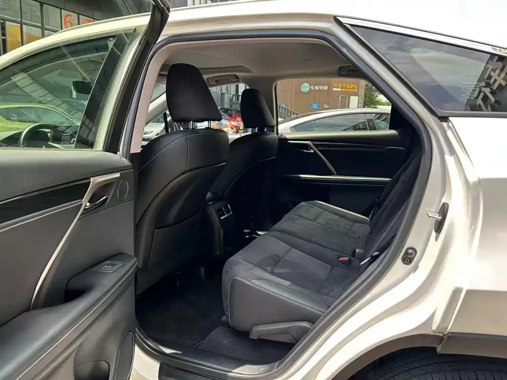 Lexus RX 300 2 WD Elite CN-V