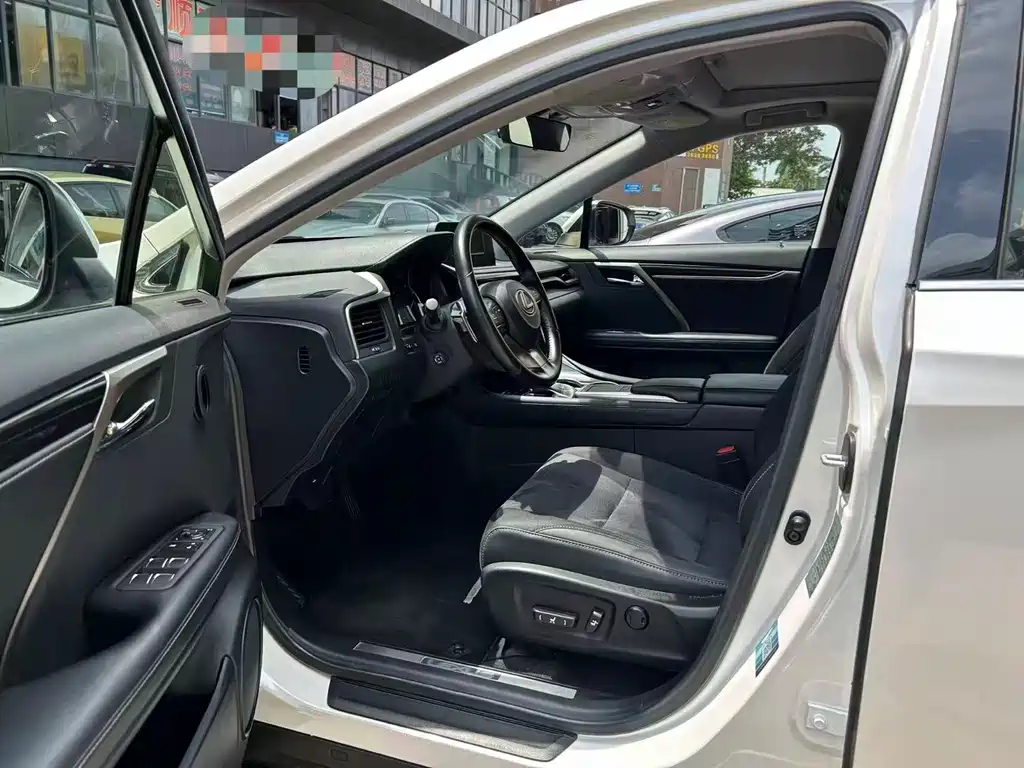 Lexus RX 300 2 WD Elite CN-V