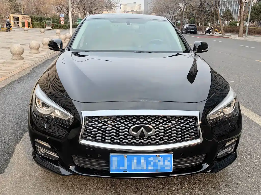 Infiniti Q50 L 2.0 T Joy