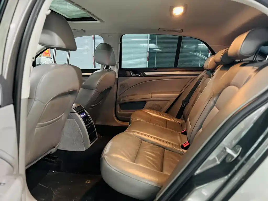 Superb 1.8 TSI Auto Elegant