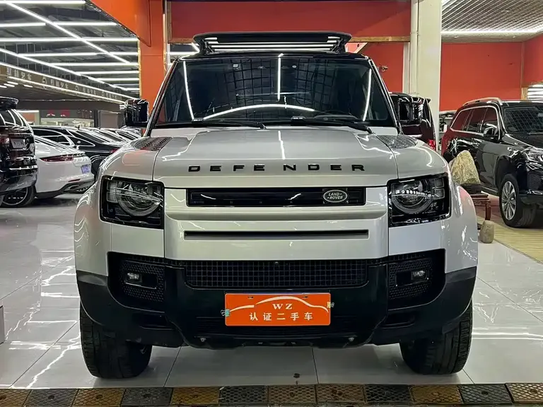 Land Rover Defender 110 P400 X