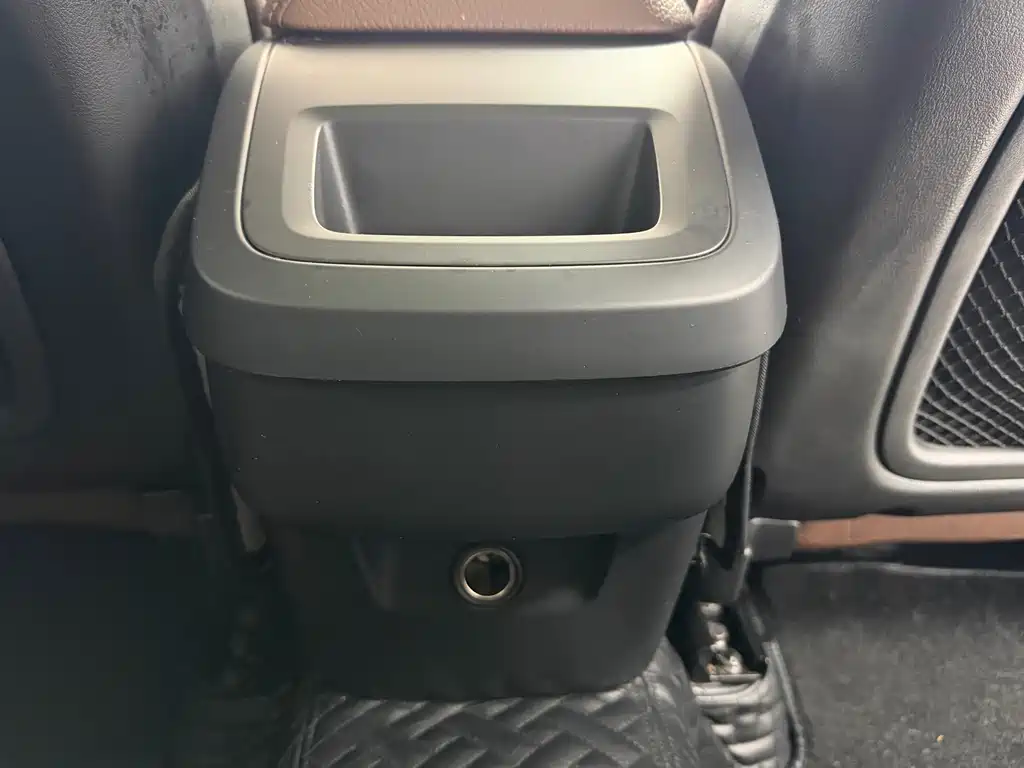 Volvo XC60 T5 4 WD Smart Ease CN-VI