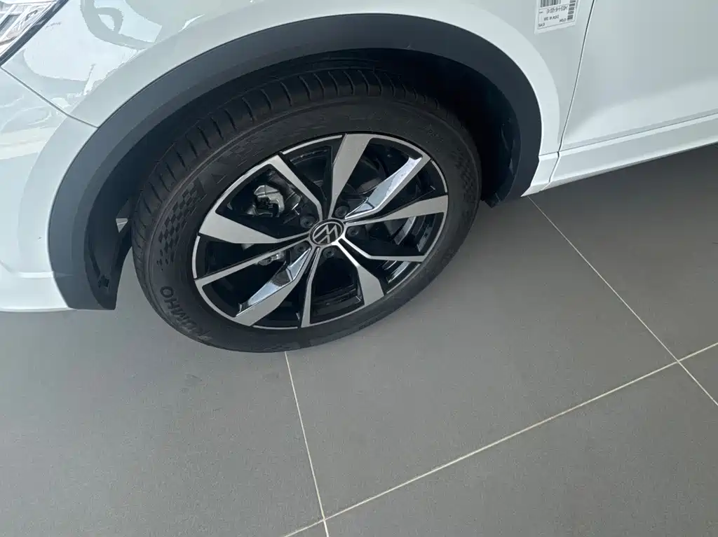 T-ROC 300 TSI DSG 2 WD Starlight