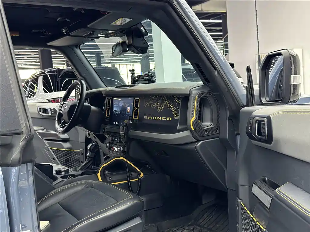 Ford Bronco 2.3 T Badlands