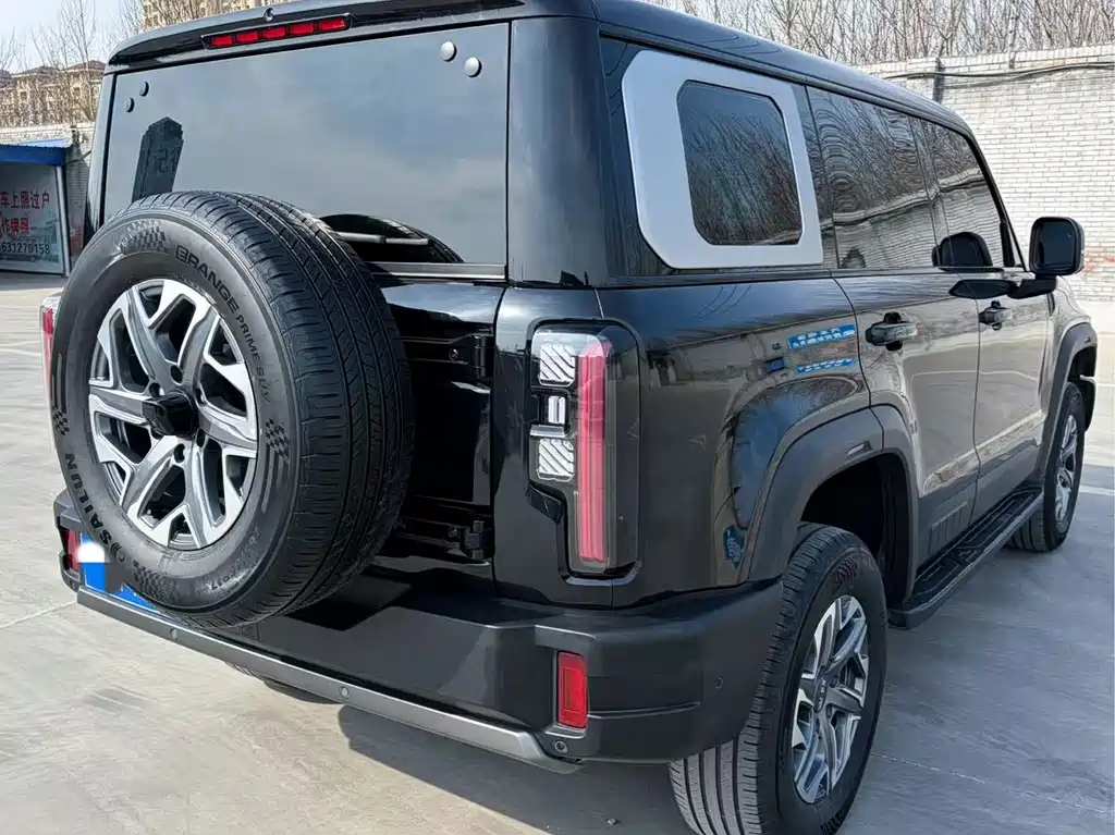 BAIC BJ40 2.0 T New City Hunter Swordsman