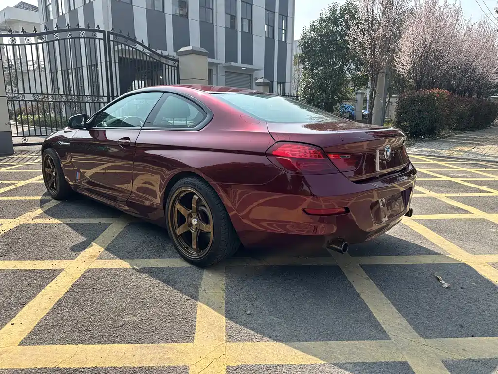BMW 6 Series 640 i 2-door Coupe