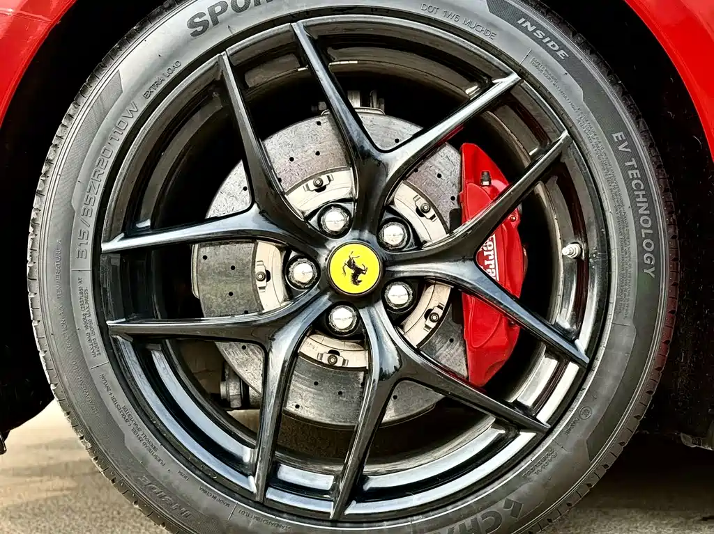 F12 berlinetta 6.3 L Standard