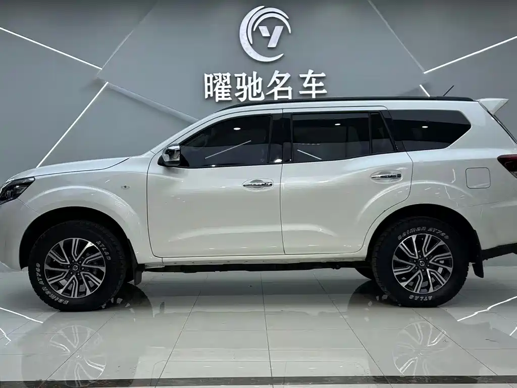 Terra 2.5 L XL Upper 4 WD Auto 4 WD Luxury