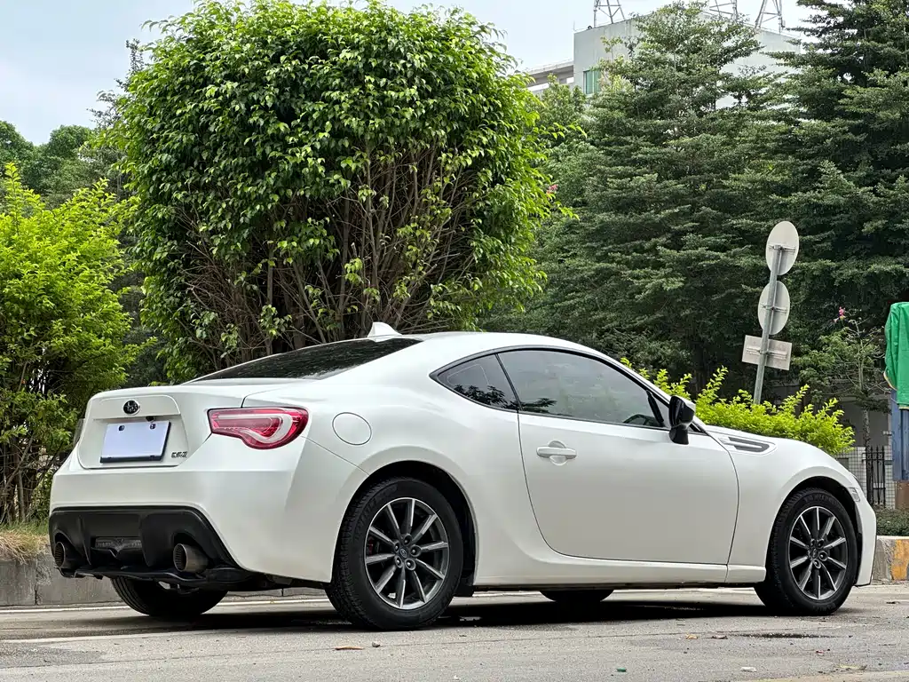 Subaru BRZ 2.0 i Auto Luxury