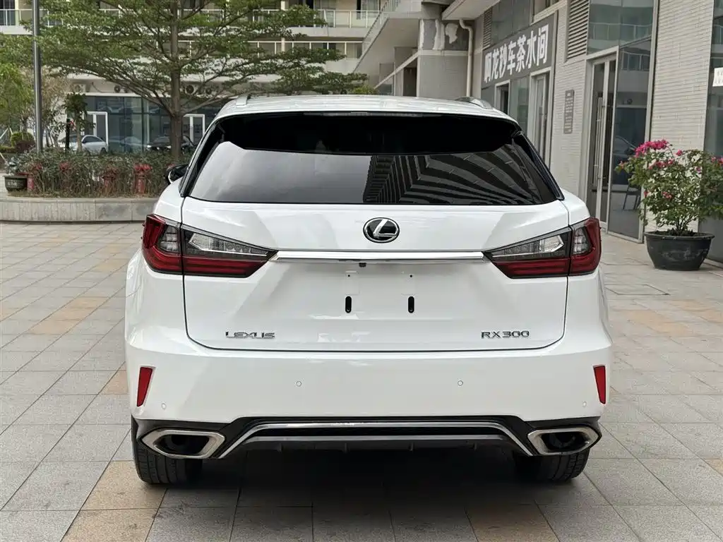 Lexus RX 300 4 WD F SPORT CN-V
