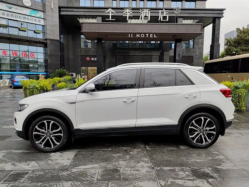 T-ROC 280 TSI DSG 2 WD Comfort Connected