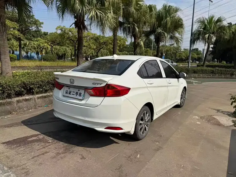 Honda City 1.5 L CVT Dynamic