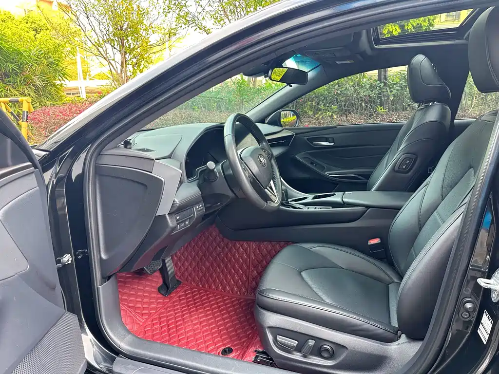 Avalon 2.0 L Luxury