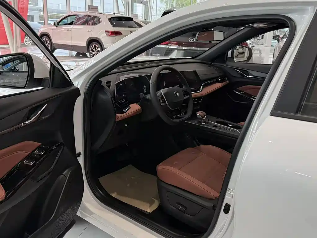 Changan X5 PLUS 1.5 T DCT Transcend
