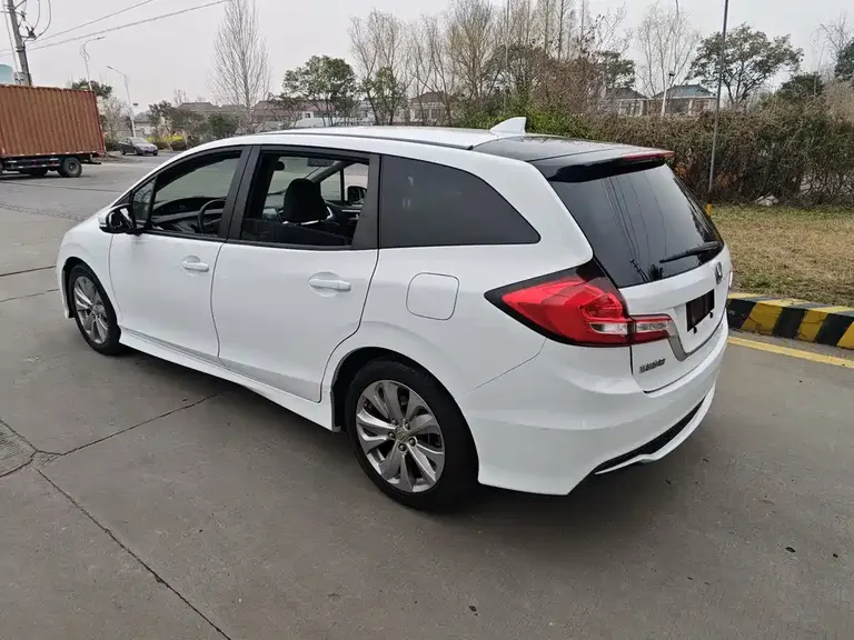 Honda Jade 1.8 L Auto Comfort 5-seat