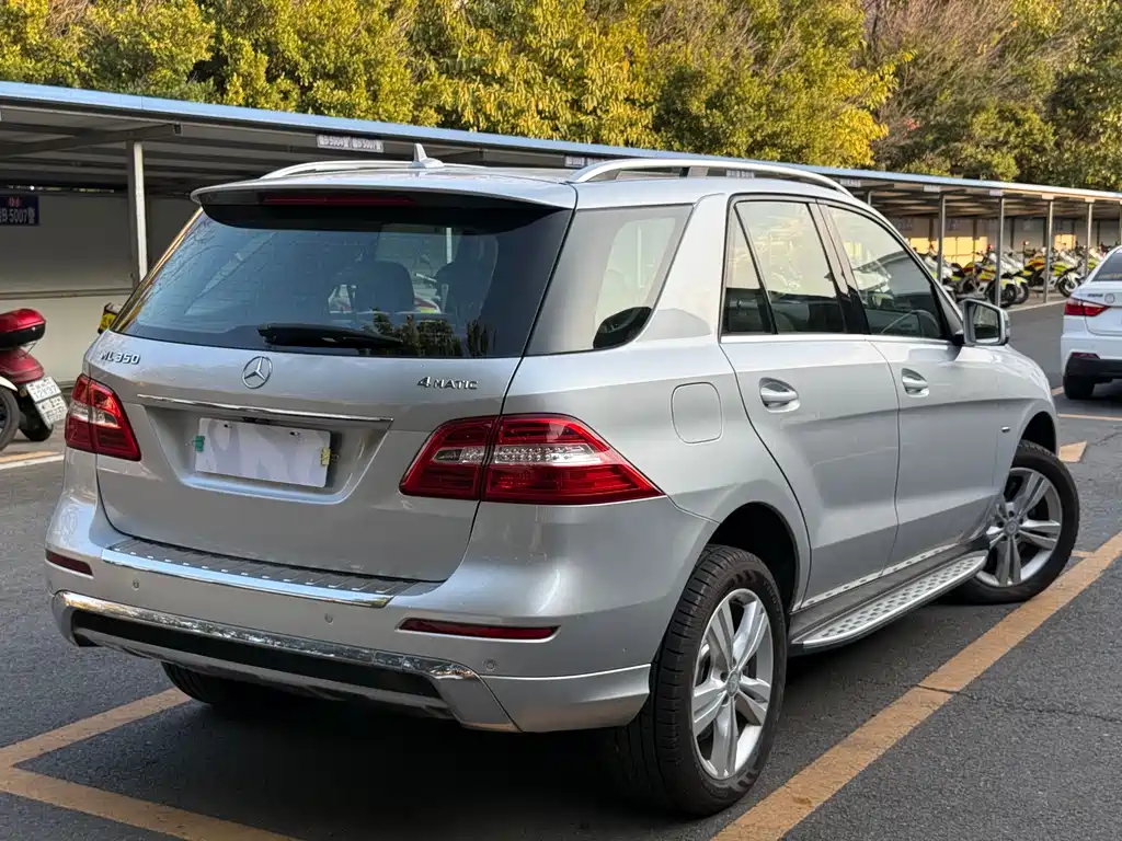 Mercedes-Benz M-Class ML 350 Luxury