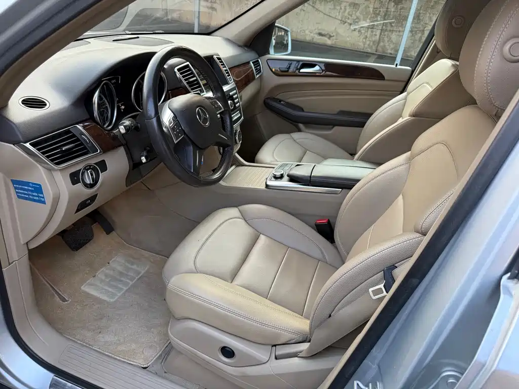 Mercedes-Benz M-Class ML 350 Luxury
