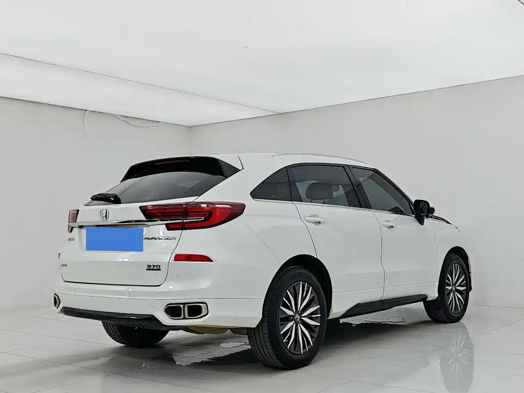 Avancier 370 TURBO 4 WD Premium