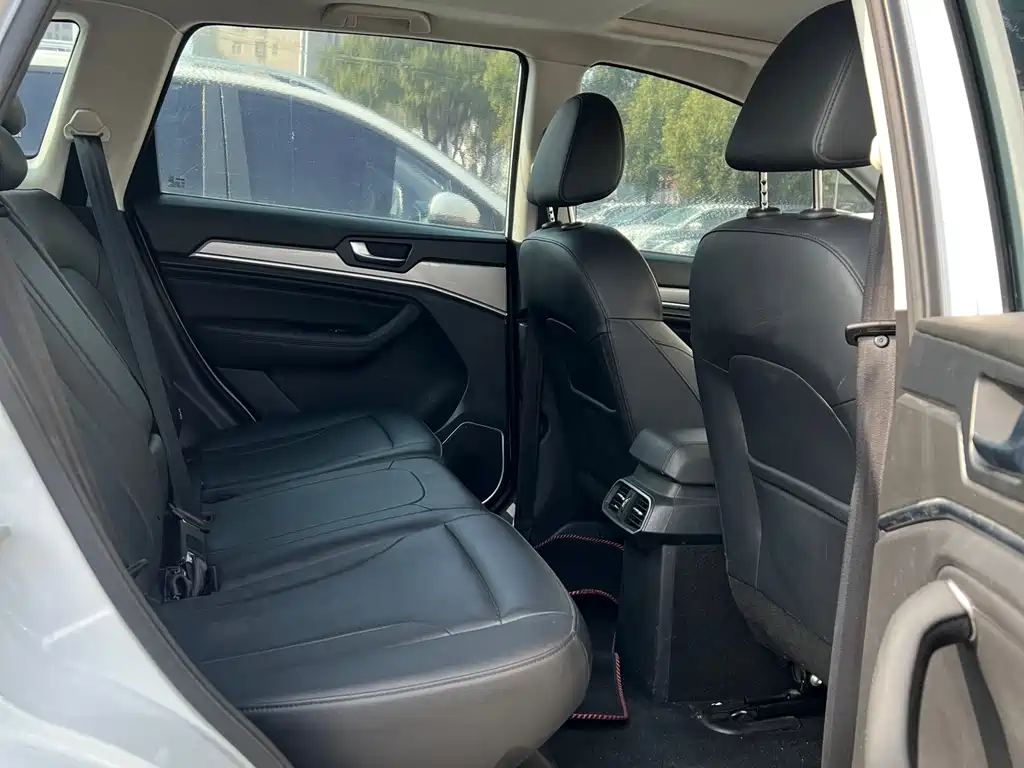 Haval H6 Red Label Sport 1.5 T Auto 2 WD Elite