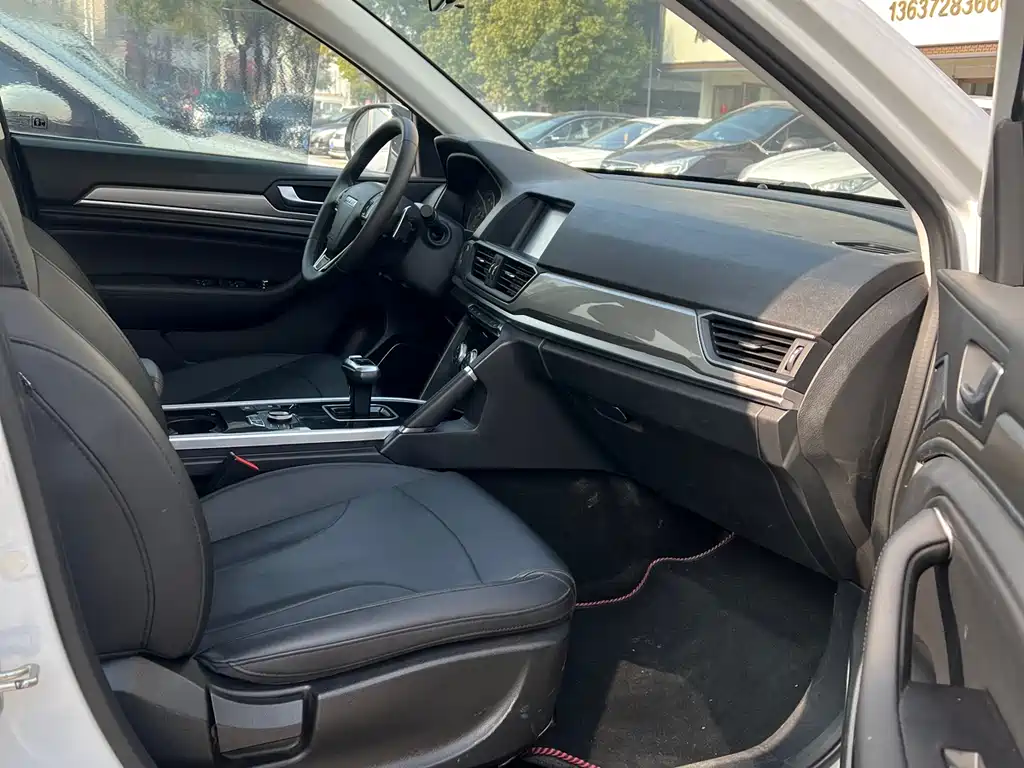 Haval H6 Red Label Sport 1.5 T Auto 2 WD Elite