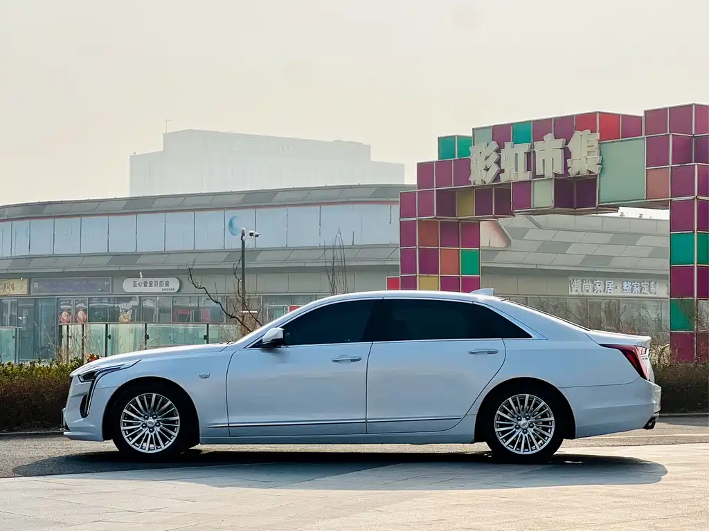 Cadillac CT6 28 T Fashion