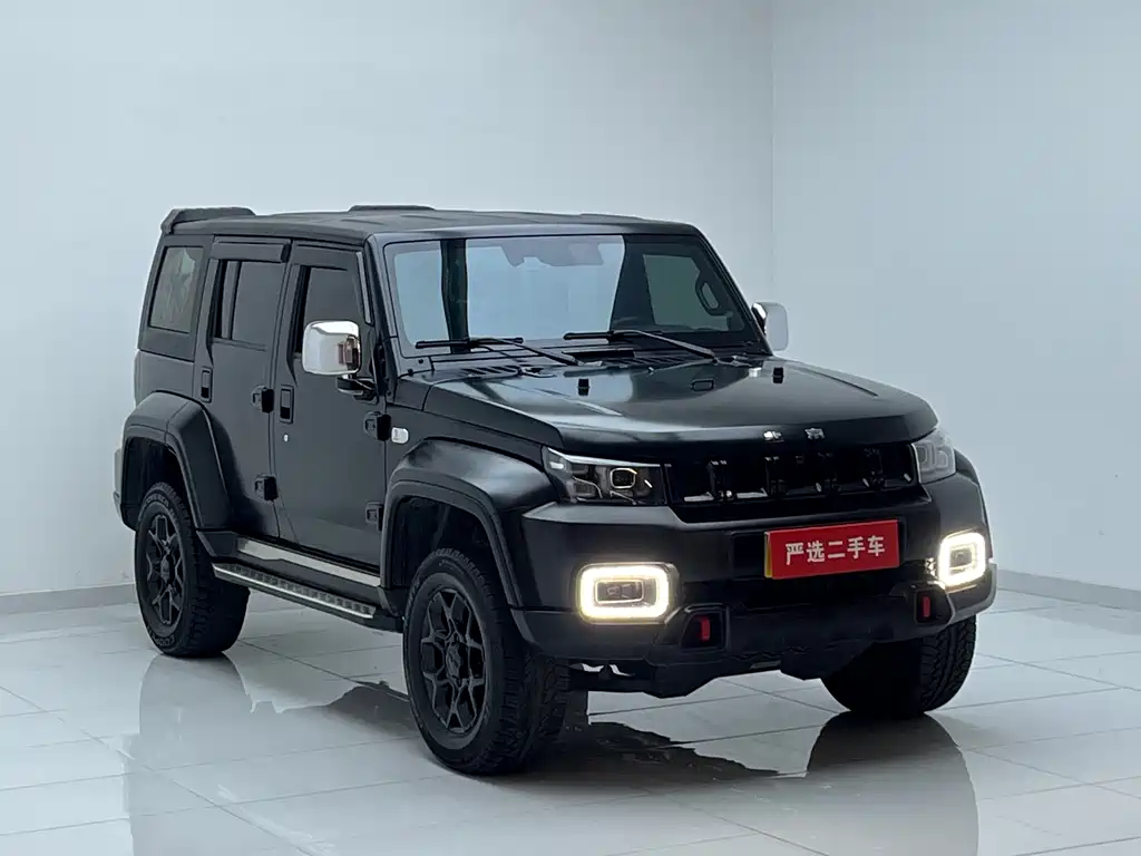 BAIC BJ40 2.0 D Auto 4 WD Blade Hero Swordsman