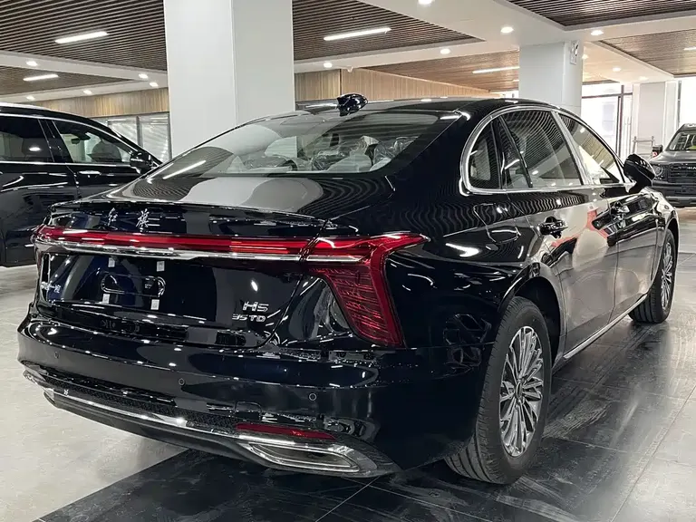 Hongqi H5 1.5 T DCT Flagship Charm
