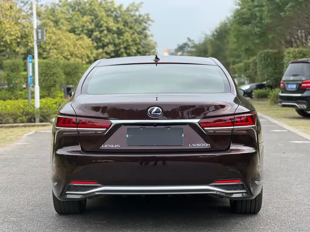 Lexus LS 500 h Executive CN-V