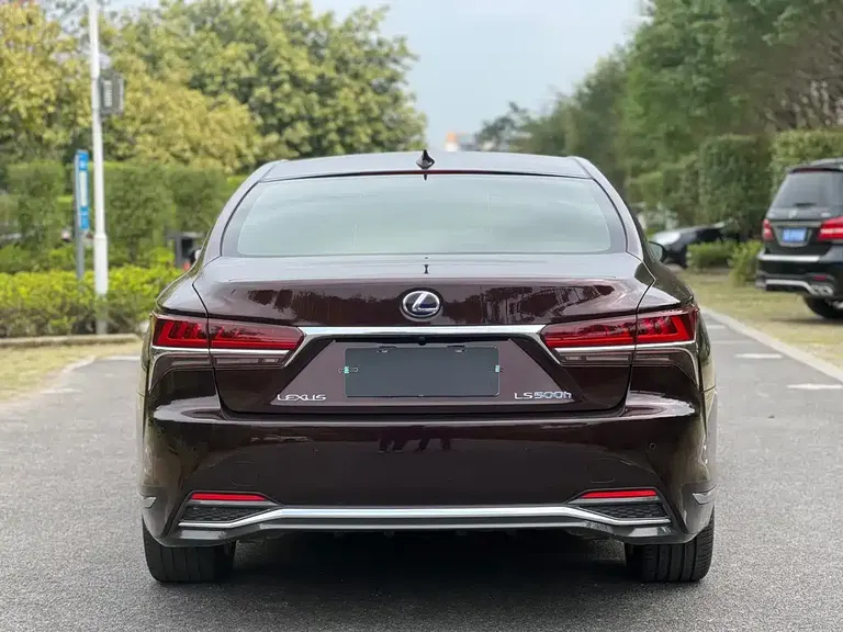 Lexus LS 500 h Executive CN-V