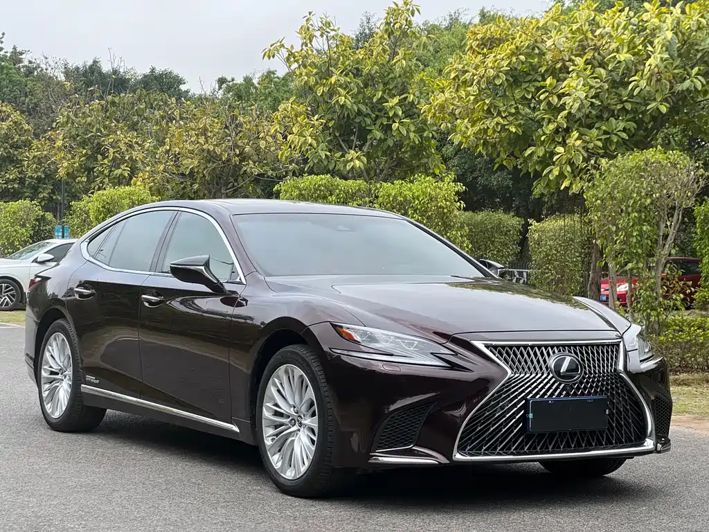 Lexus LS 500 h Executive CN-V