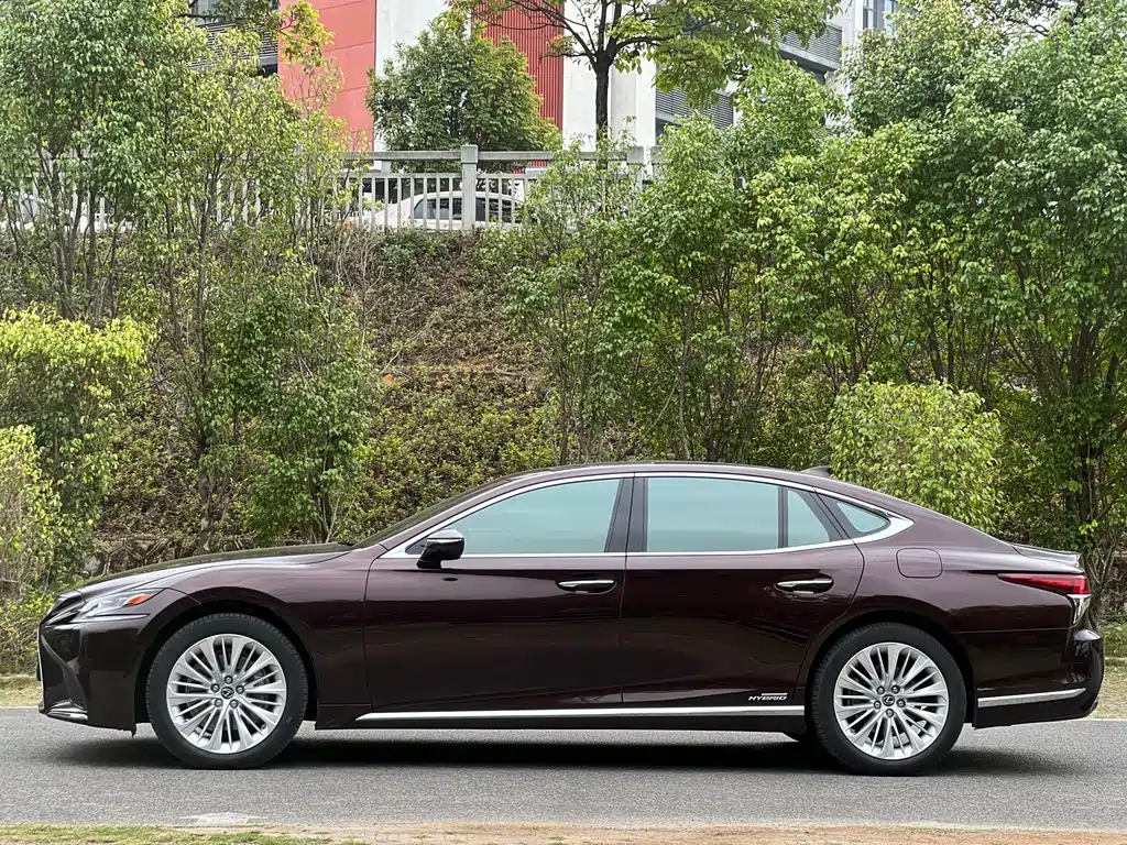 Lexus LS 500 h Executive CN-V