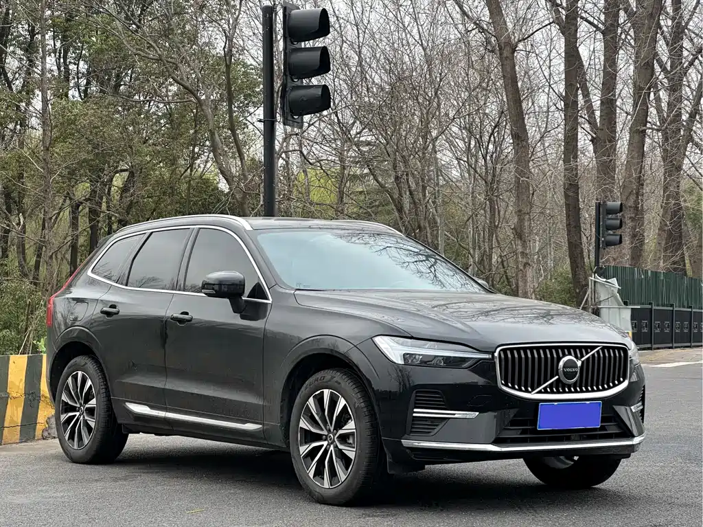 Volvo XC60 B5 4 WD Smart Vision Luxury