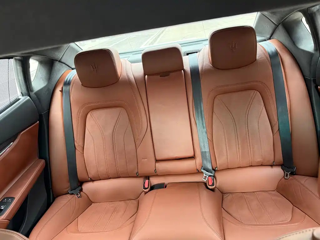 Quattroporte 3.0 T Standard
