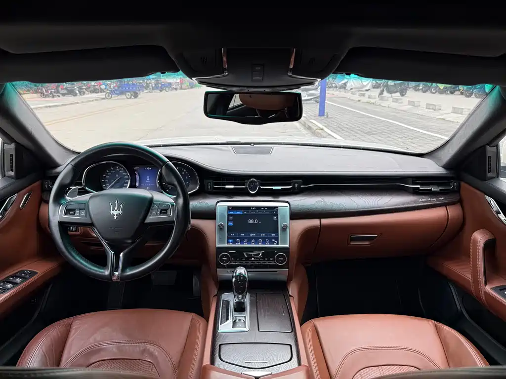 Quattroporte 3.0 T Standard