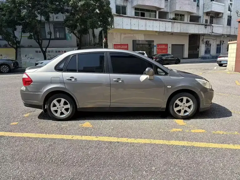 Venucia D50 1.6 L Manual Luxury