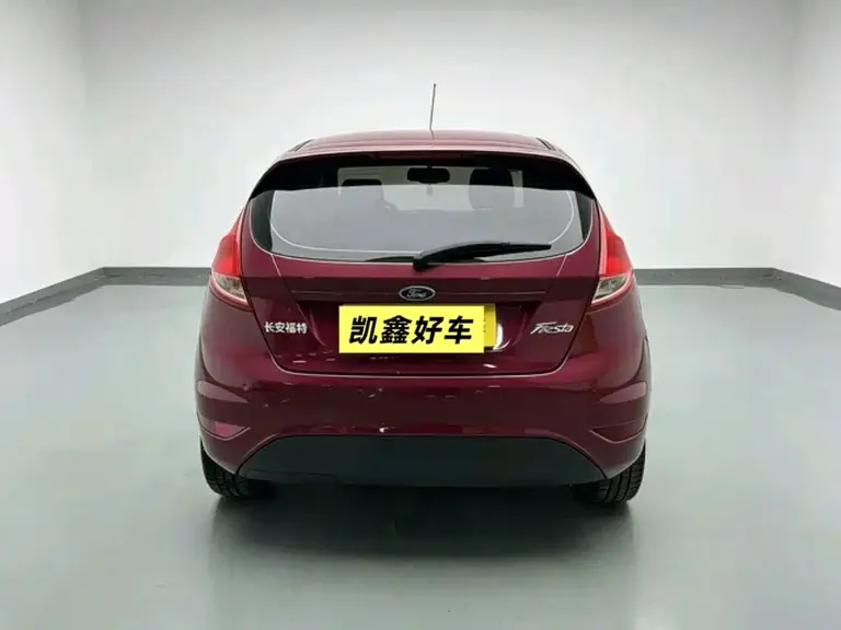 Ford Fiesta Hatchback 1.5 L Auto Fashionable