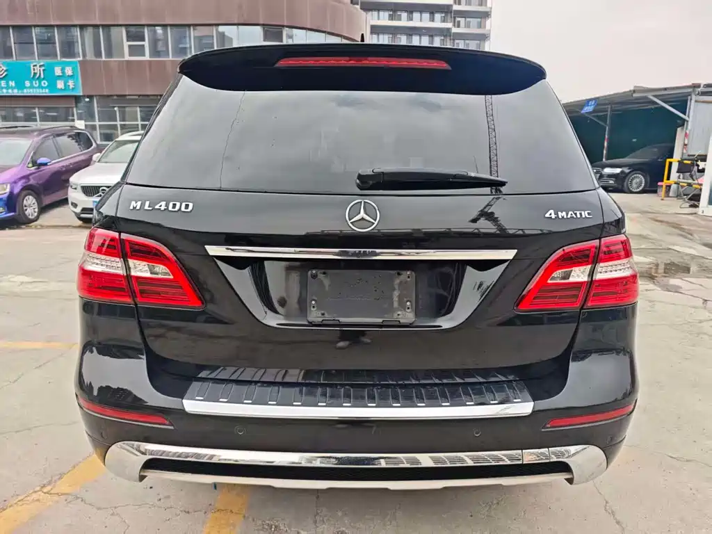 Mercedes-Benz M-Class ML 400 4 MATIC Luxury