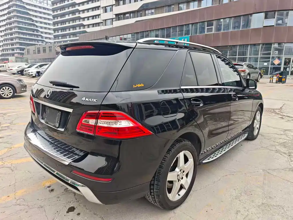 Mercedes-Benz M-Class ML 400 4 MATIC Luxury