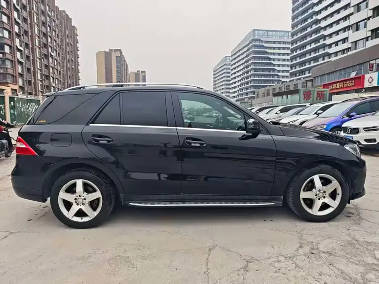 Mercedes-Benz M-Class ML 400 4 MATIC Luxury