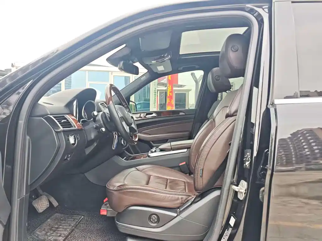 Mercedes-Benz M-Class ML 400 4 MATIC Luxury