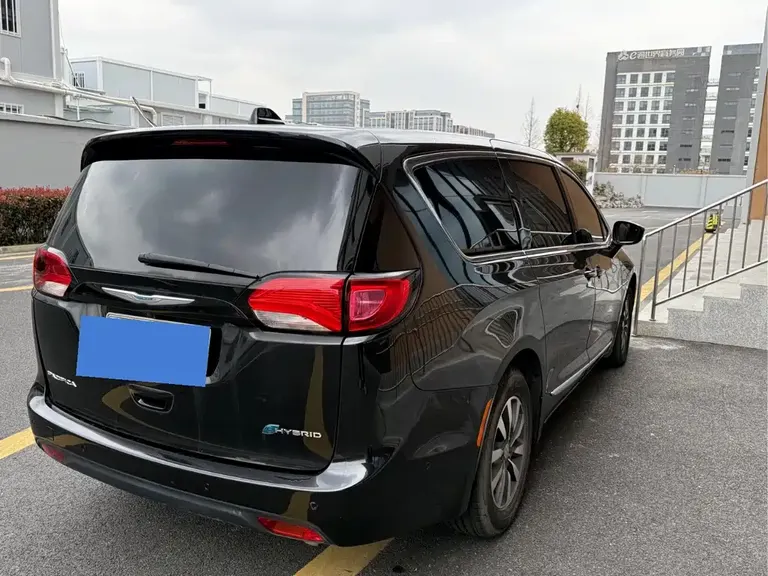 Chrysler Pacifica PHEV (Import) 3.6 L PHEV